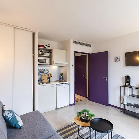 Apartamento Tithome 2 - Gare, Centre Ville, Vue Montagne Et Chateau